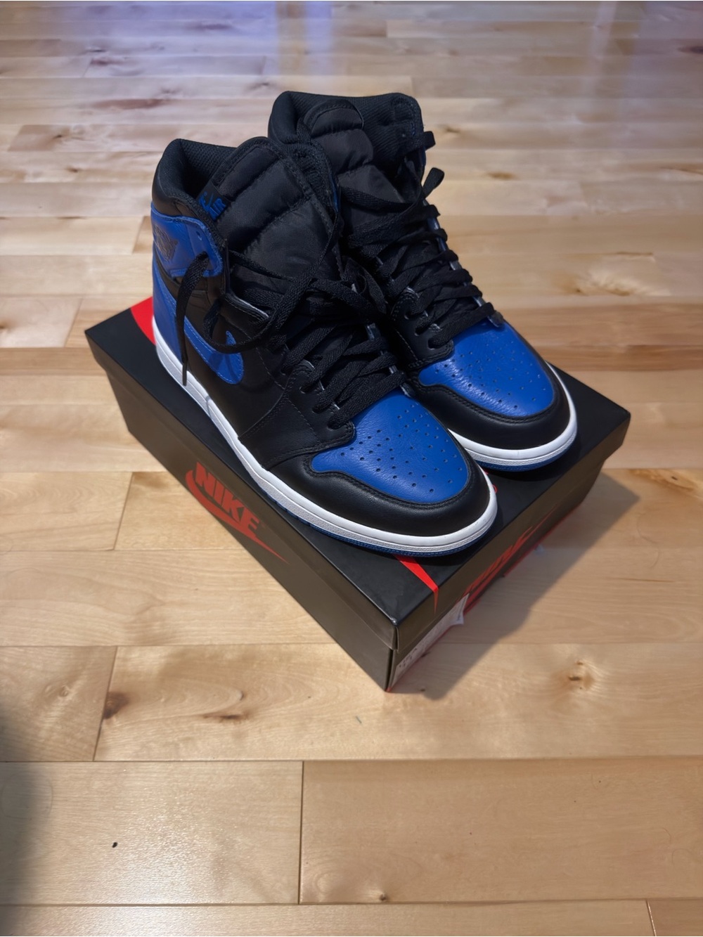 Nike Air Jordan 1 Royal Blue 2017 Size 11, Retro High OG (555088-007)
